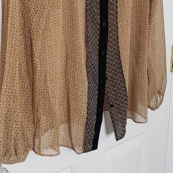 AnnTaylor Button Font Trending Sheer Mix Print Blouse ♡ - Picture 8 of 17